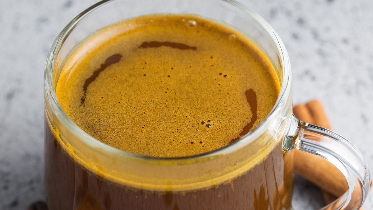 Dlaczego warto pić złotą kawę?