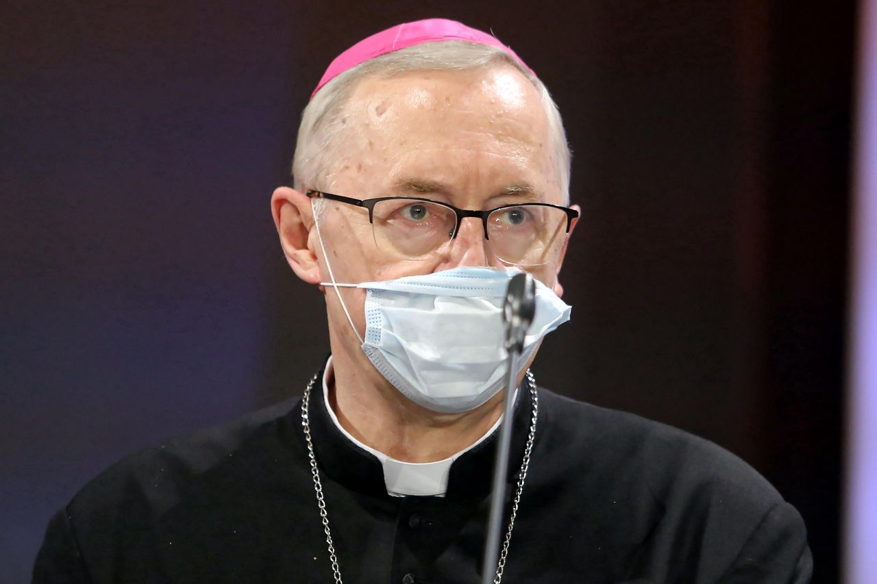 Koronawirus. Abp Gądecki dziękuje wiernym za wsparcie