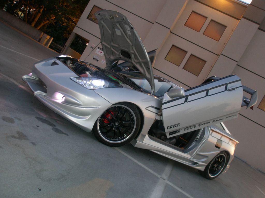 Lambo doors - kicz czy profesjonalny tuning? [galeria] 35