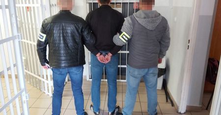 Z łomem i kastetem napadł na księdza. Duchowny trafił do szpitala
