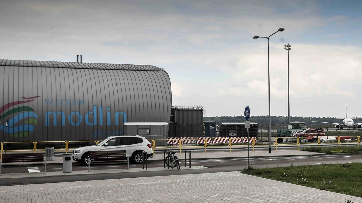 CBA o stwierdzonych nieprawidłowościach poinformowało zarząd lotniska i radę nadzorczą spółki.