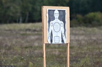 Działacz PiS chce mieć strzelnicę. Mieszkańcy boją się rykoszetów