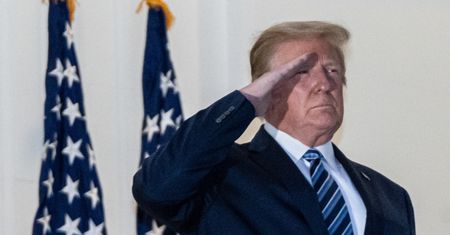 Koronawirus. Donald Trump: "Czuję się świetnie!" Prezydencki lekarz o jego stanie zdrowia