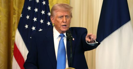 "Złote karty" dla rosyjskich oligarchów. Szokująca decyzja Trumpa