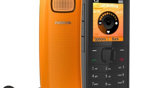 Nokia X1-00 - muzyczny i ekstremalnie tani candybar 1