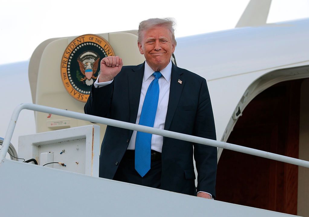 Trump administration eyes Qatar jet for new Air Force One