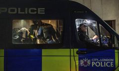 Angielscy antyterroryści w akcji. Zatrzymania za szpiegostwo dla Iranu