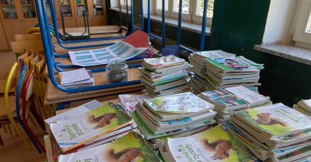 Koronawirus. Wzrasta liczba zakażeń. Coraz więcej szkół przechodzi na specjalny tryb nauczania