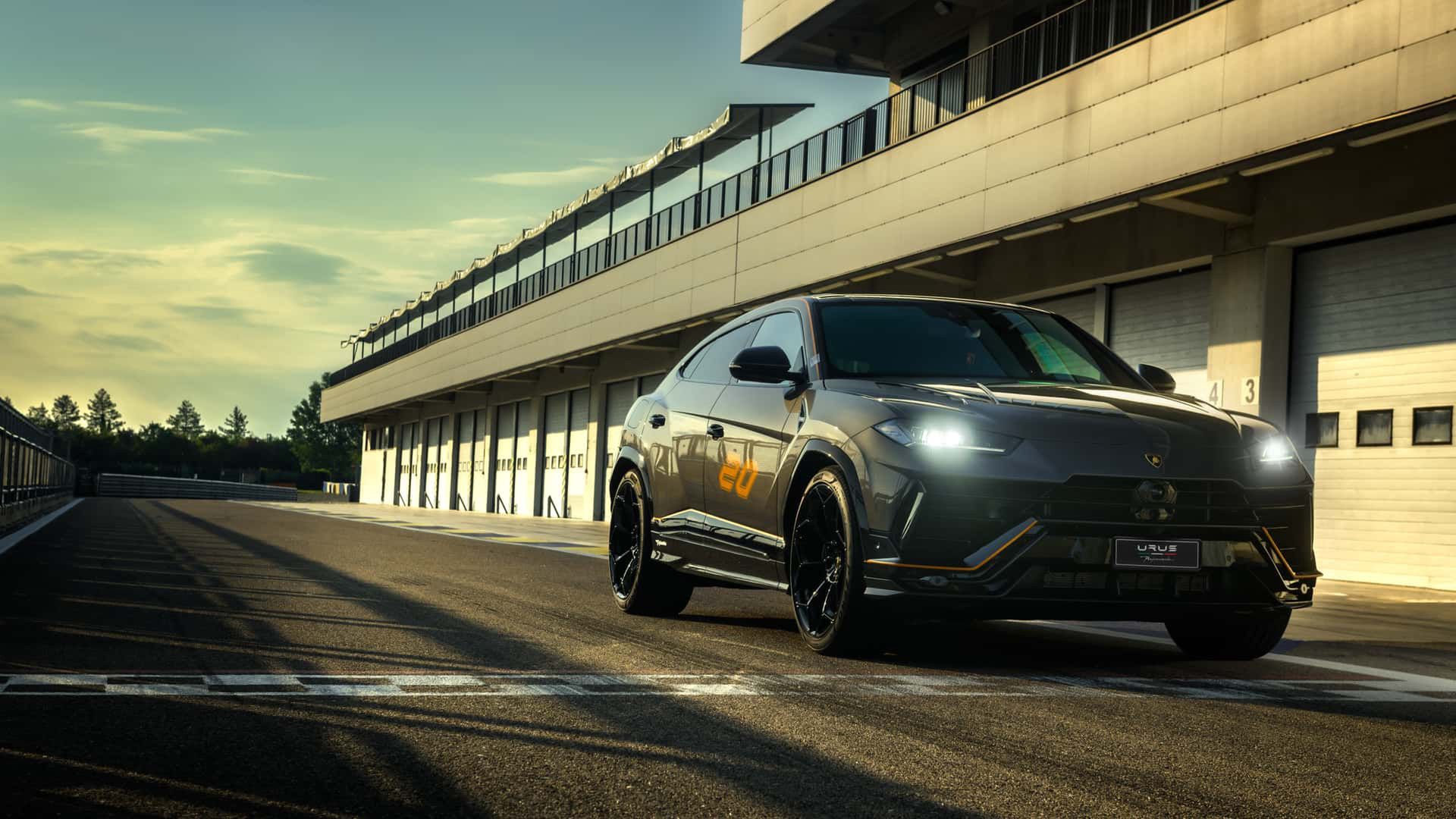 Lamborghini Urus Performante Essenza SCV12