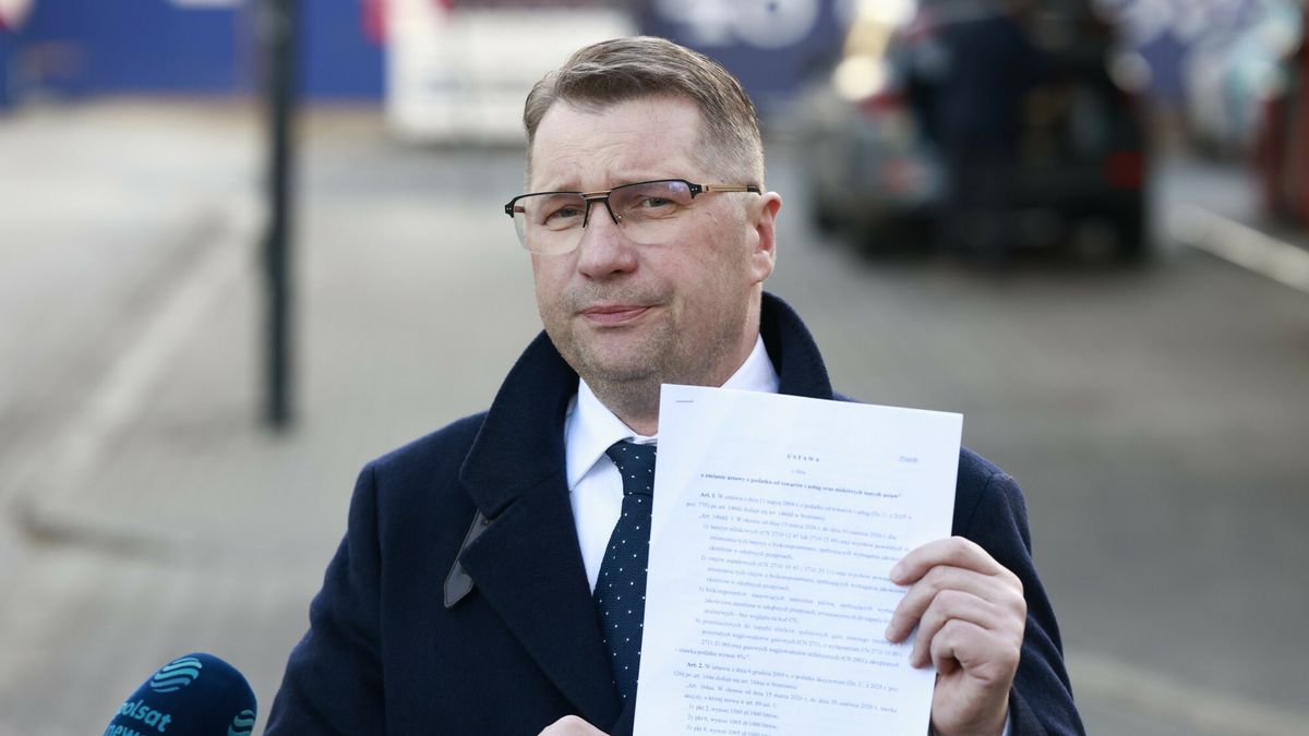 Przemysław Czarnek proponuje obniżenie VAT i akcyzy na paliwo