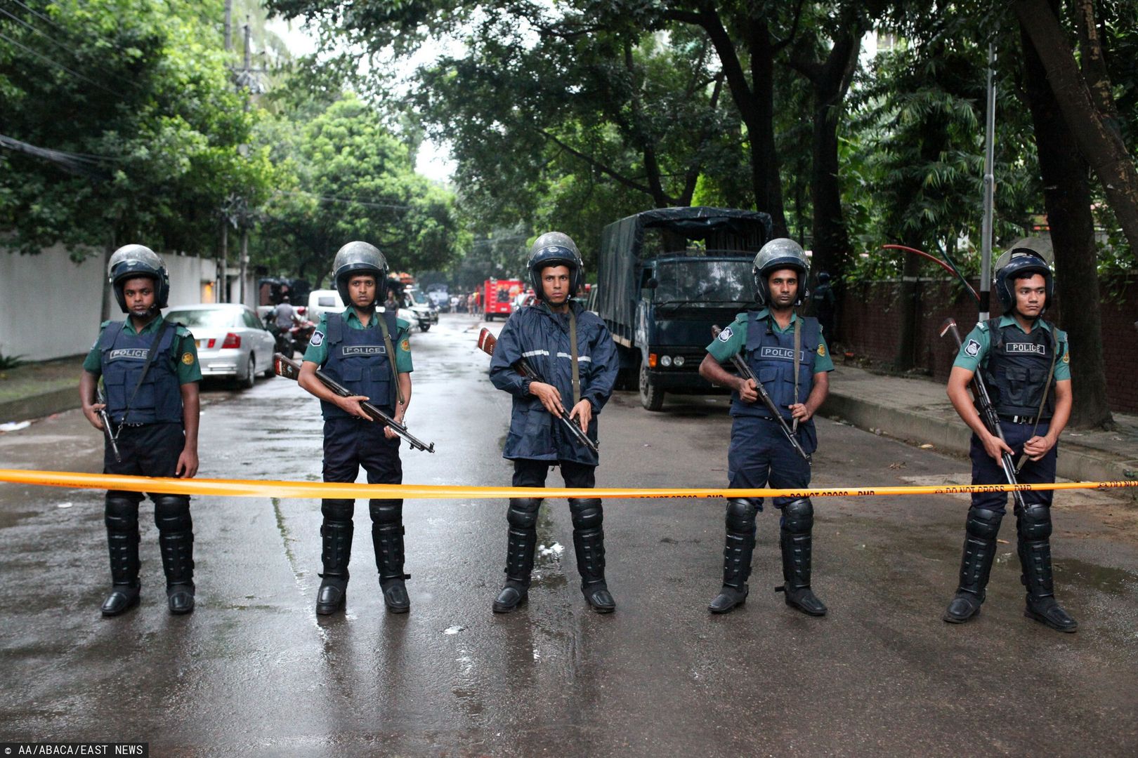 Policja w Bangladeszu. Zdjęcie ilustracyjne