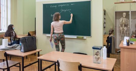 "Wielka ucieczka" ze szkół. Te liczby mogą szokować