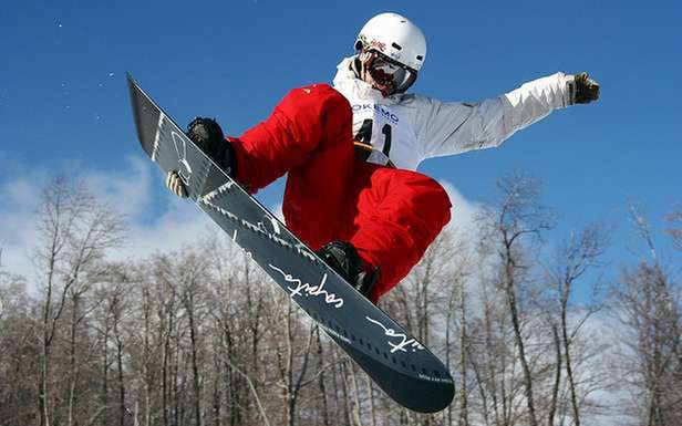 Snowboard w nietypowym wydaniu. Dwie deski zamiast jednej?