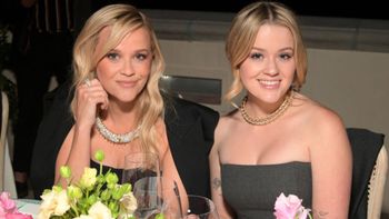 Reese Witherspoon uczciła 27. urodziny córki ich wspólnym zdjęciem. Panie wyglądają JAK BLIŹNIACZKI: "Urodziłaś samą siebie!" (FOTO)