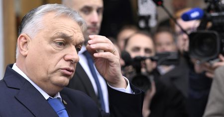 Brat Orbana zamieszany w skandal. W tle zagraniczna podróż