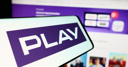 Play kończy 2025 rok rekordowymi wynikami. Operator mocno inwestuje w 5G, światłowód i niezależność sieci