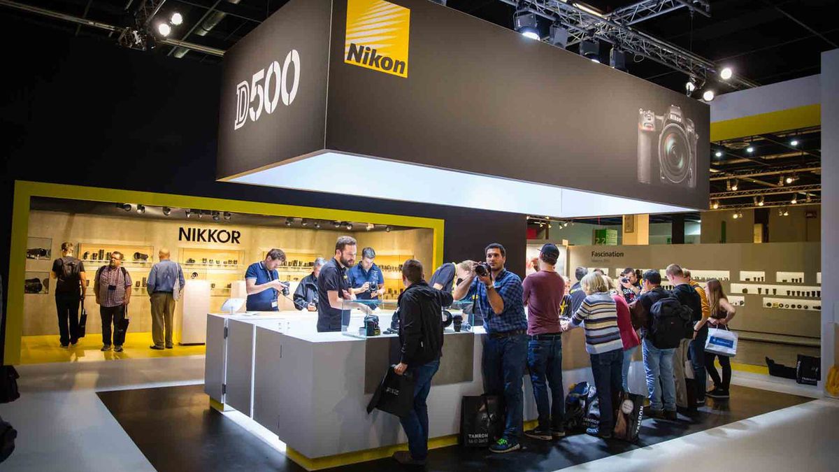 Nikon pozywa Zeissa. O co poszło? 1