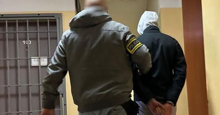 Wyłudzili ponad 300 tys. zł "na BLIK". Są w rękach policji