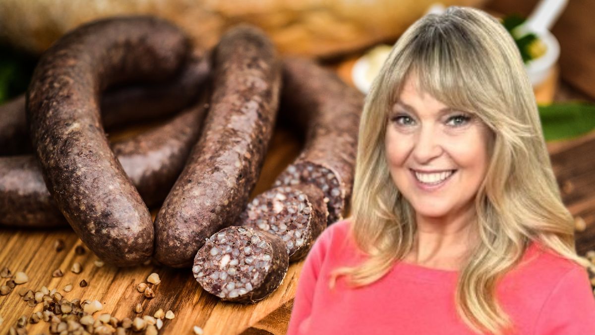 Ewa Wachowicz robi najlepszą kaszankę z grilla. Przepis zupełnie inny niż wszystkie