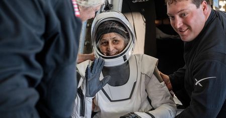 Wrócili z kosmosu po 9 miesiącach. Wiadomo, ile mogą dostać pieniędzy