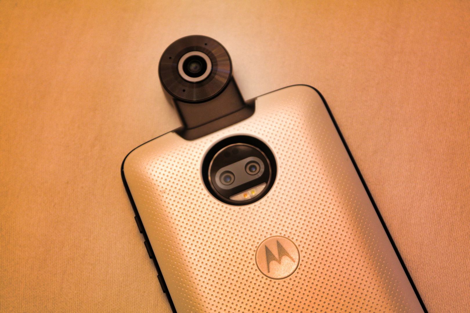 Moto 360 Camera ma jedną ogromną zaletę i jedną ogromną wadę [Pierwsze wrażenia] 1