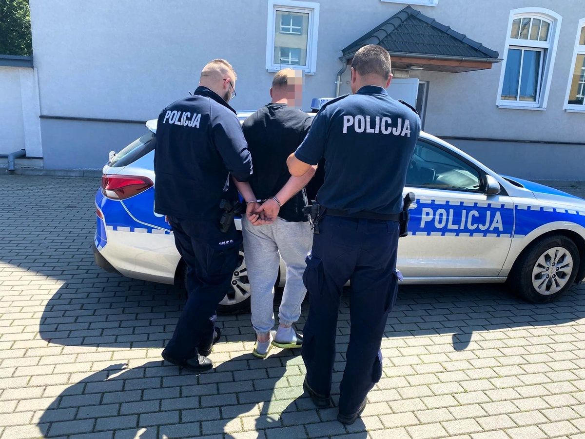 Policja zatrzymała mężczyznę podejrzanego o kradzież ciężarówki