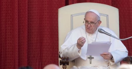 Biskupi z Polski jadą do papieża Franciszka. Rzecznik KEP dementuje