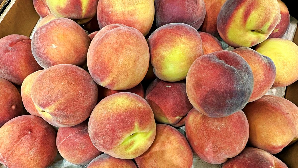 Słodkie, soczyste i dobre na wszystko brzoskwinie.