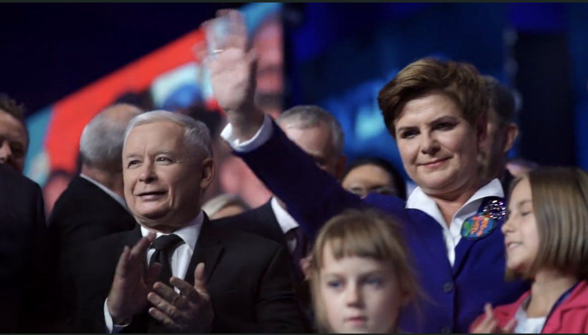 Kaczyński testuje opcję "Szydło 2025". PiS wraca do stylu z historycznej kampanii