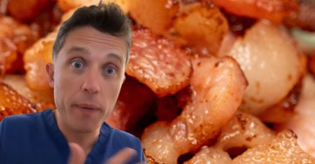 Gastrolog bije na alarm. Ten popularny produkt warto wykreślić z menu
