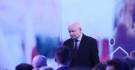 Wolta Kaczyńskiego ws. 500 plus. Zaprzeczył sam sobie