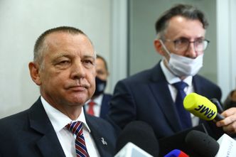 CBA w biurze księgowym firmy syna Banasia. "Centralne Biuro AntyBanasiowe w akcji"