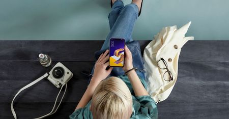Ruszyła przedsprzedaż ZenFone'a 5 - dobra cena i praktyczne prezenty