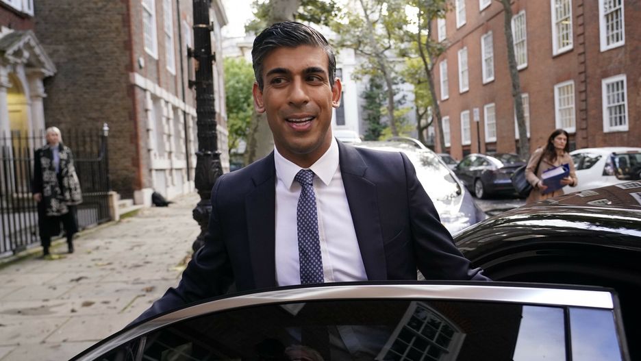 Temporary
Conservative Party leadership candidate Rishi Sunak leaves the campaign office in London, Monday, Oct. 24, 2022. Sunak ran for Britain?s top job and lost. Now he?s back with a second chance to become prime minister. (AP Photo/Aberto Pezzali)
Aberto Pezzali