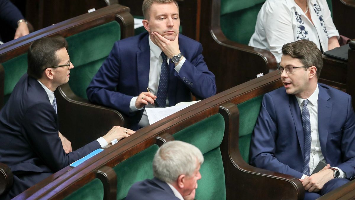 Łukasz Schreiber przez ostatnie 5 lat zdołał zaoszczędzić raptem 5,5 tys. zł. Jako jeden z niewielu najbiedniejszych posłów nie zdołał się znacząco wzbogacić