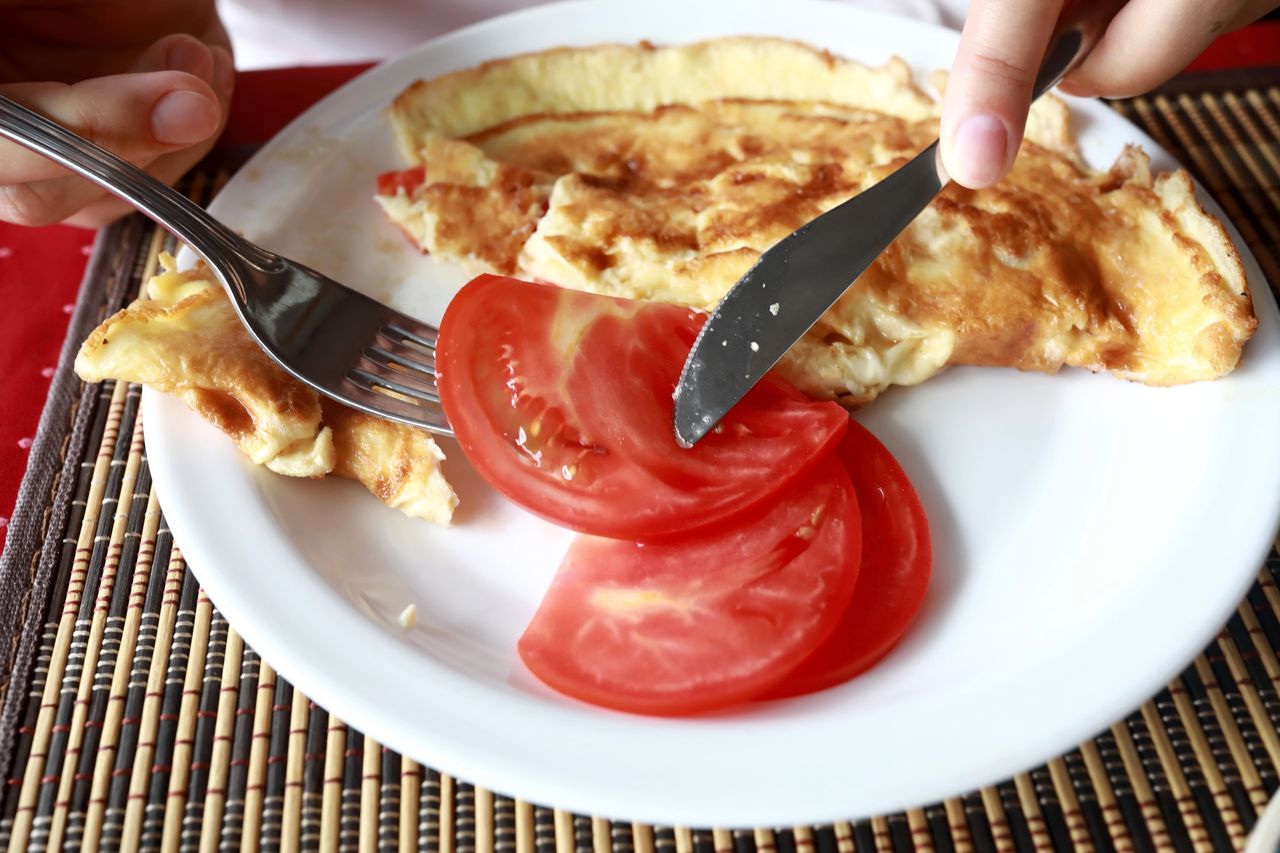 Godzina śniadania może wpływać na długość życia. Jedzone o tej porze wspiera metabolizm