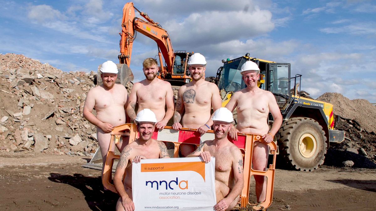 Rozebrali się do kalendarza w szczytnym celu. To nie kolejna głupia akcja 1