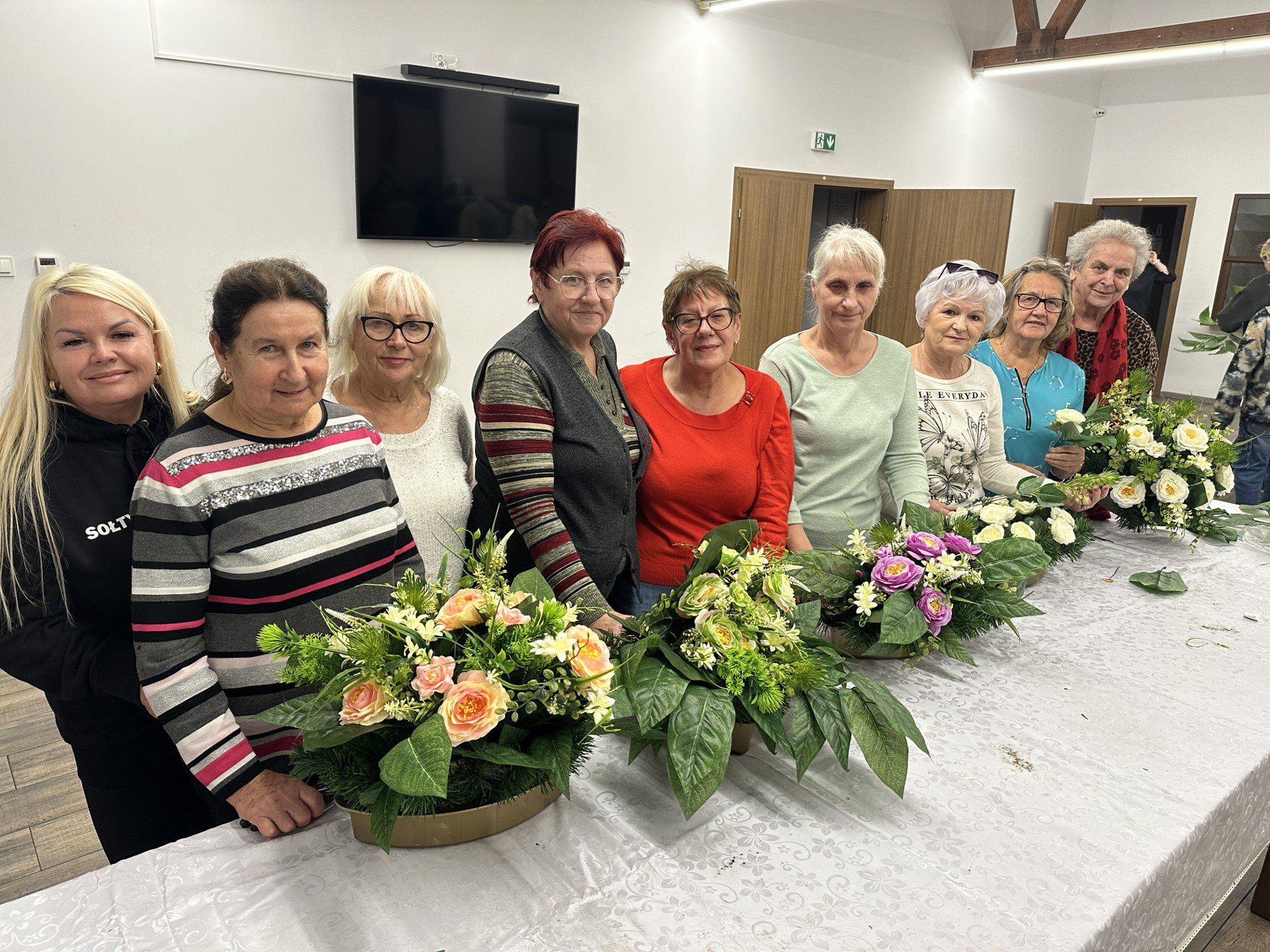 KGW &#34;BoroWianki&#34; z gm. Grudziądz wykonywały kompozycje nagrobne