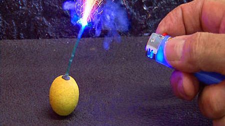 Laserowa zapalniczka (wideo) 1