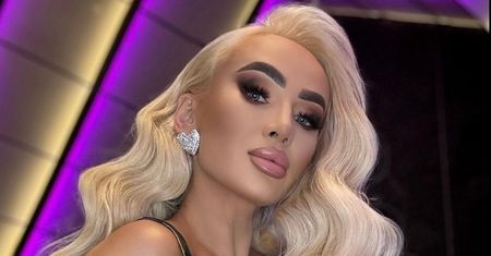 Izabela Macudzińska pokazała się BEZ DOCZEPÓW. Tak naprawdę wyglądają włosy "królowej życia" (FOTO)