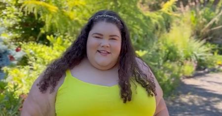 Influencerka WZYWA hotele do powiększenia korytarzy, aby pomóc gościom plus size. Wcześniej domagała się DARMOWYCH miejsc w samolocie