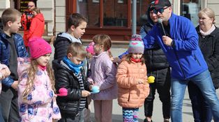 Szczecinek: Wielkanocne piknikowanie przed ratuszem