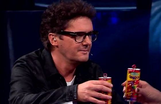 Oranżada Hellena dalej promowana w programie Kuby Wojewódzkiego