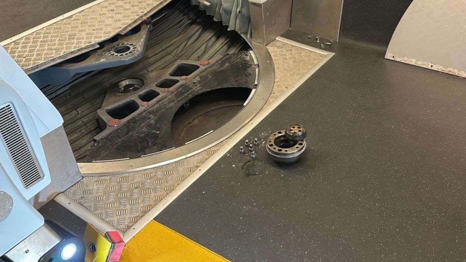 Tramwaj rozerwał się na Placu Narutowicza.