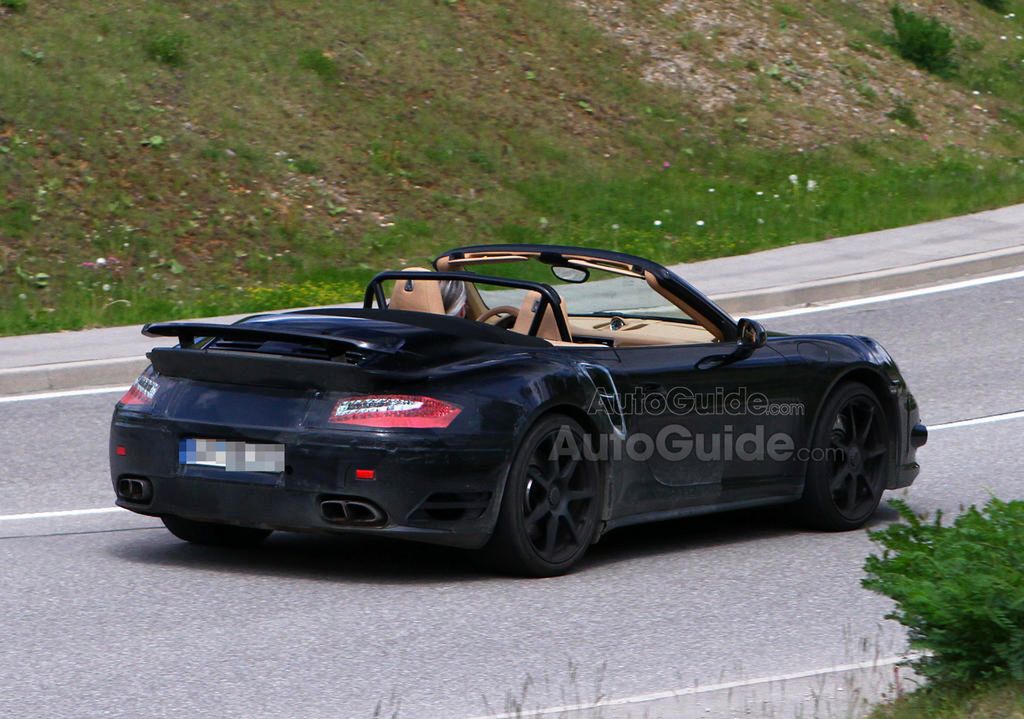 Porsche 911 Turbo Cabriolet (2013)