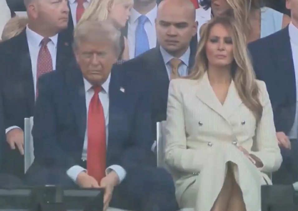 Donald Trump przysypiał na urodzinowej paradzie wojskowej
