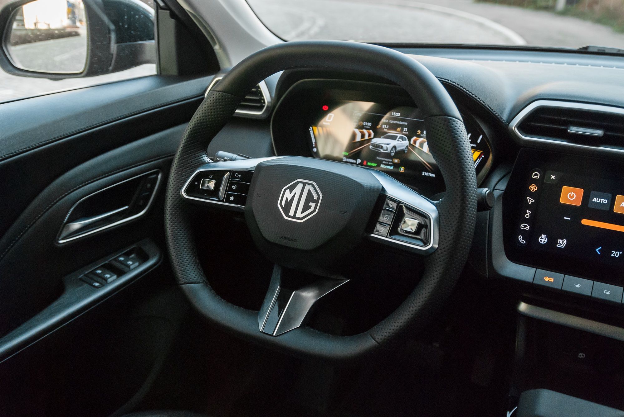 MG ZS Hybrid+