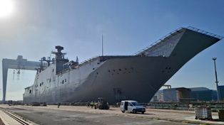 Navantia rozpoczyna wymianę pędników na desantowcu Juan Carlos I