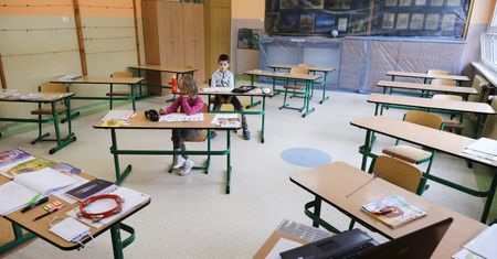 Koronawirus w szkole podstawowej w Tłuszczu. Zajęcia stacjonarne zawieszone