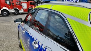 Przyłubie: Wypadek samochodu z ciężarówką na DK10